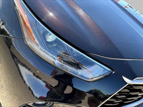 Certified 2021 Toyota Highlander XLE AWD/4WD image 27