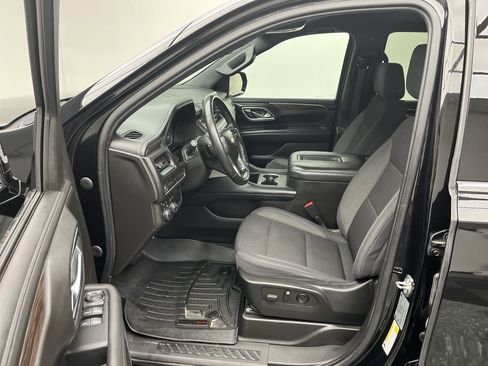 Used 2021 Chevrolet Tahoe LS image 3