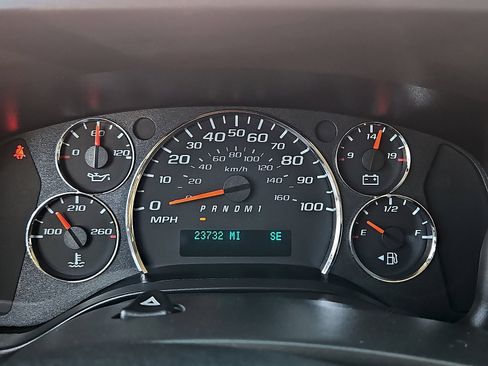 Used 2024 Chevrolet Express 3500 LT w/ LT Preferred Equipment Group RWD image 20