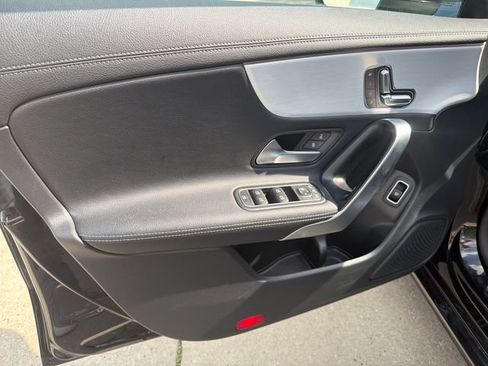 Used 2025 Mercedes-Benz CLA 250 4MATIC image 12