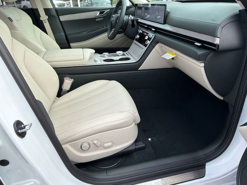 New 2026 Genesis GV80 2.5T Select image 13