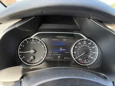 Used 2020 Nissan Murano SV w/ Premium Package AWD/4WD image 8