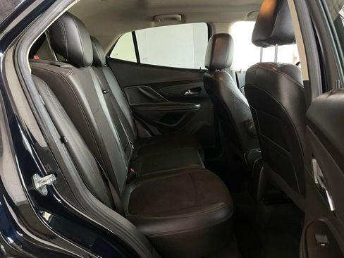 Used 2022 Buick Encore Preferred image 22