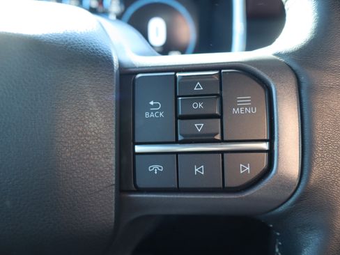 Used 2023 Ford F150 Lariat w/ Max Trailer Tow Package image 17