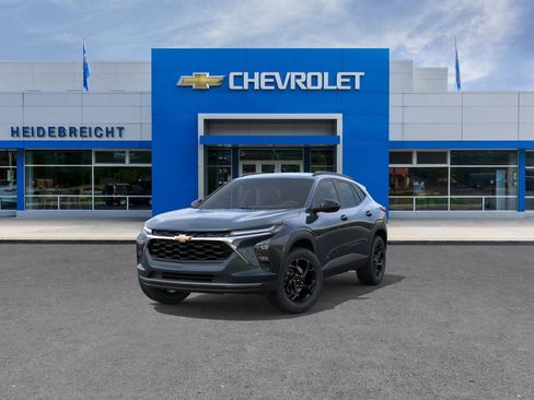New 2026 Chevrolet Trax LT w/ Driver Confidence Package image 32