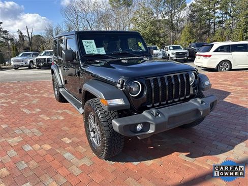 Used 2024 Jeep Wrangler Sport S image 38