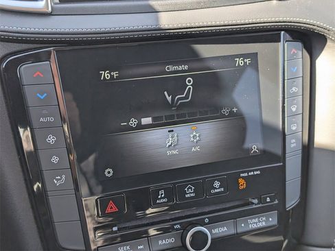 Used 2025 INFINITI QX50 Pure image 26