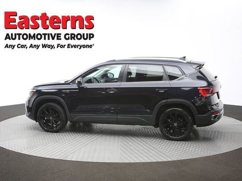 Used 2024 Volkswagen Taos SE image 60