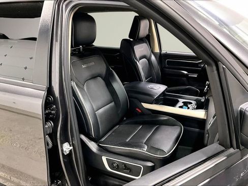 Used 2021 RAM 1500 Laramie image 29