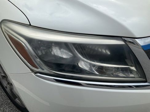 Used 2015 Nissan Pathfinder Platinum image 3