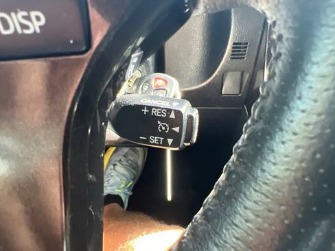 Used 2019 Toyota 4Runner TRD Off-Road AWD/4WD image 40
