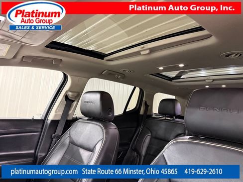 Used 2021 GMC Acadia Denali w/ Denali Ultimate Package AWD/4WD image 14