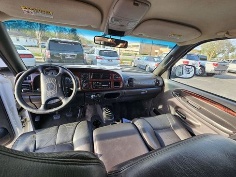 Used 1999 Dodge Ram 2500 Truck 2WD Quad Cab image 22
