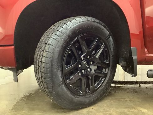 Used 2023 Chevrolet Silverado 1500 RST image 31