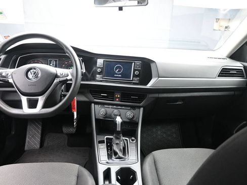 Used 2021 Volkswagen Jetta S w/ Driver Assistance Package FWD image 9