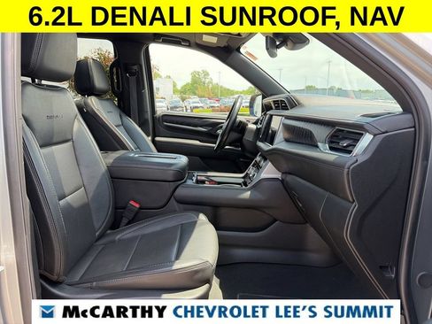 Used 2024 GMC Yukon Denali AWD/4WD image 31