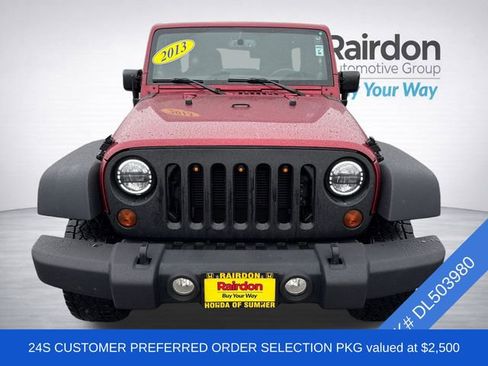 Used 2013 Jeep Wrangler Unlimited Sport image 2