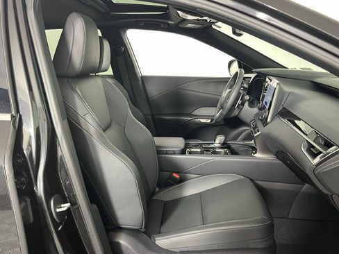 Used 2025 Lexus RX 350 FWD image 27
