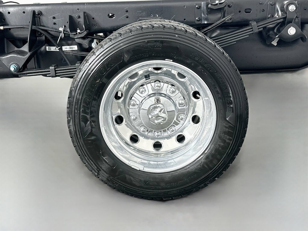 New 2026 RAM 5500 Tradesman w/ Chrome Appearance Group AWD/4WD image 15