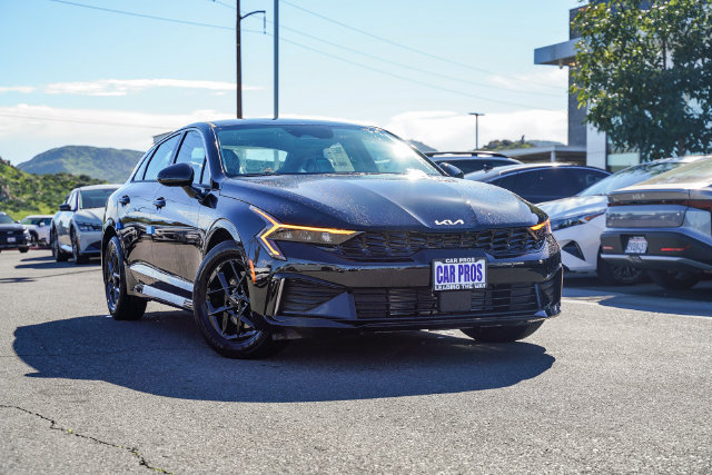 New 2026 Kia K5 LXS FWD image 1