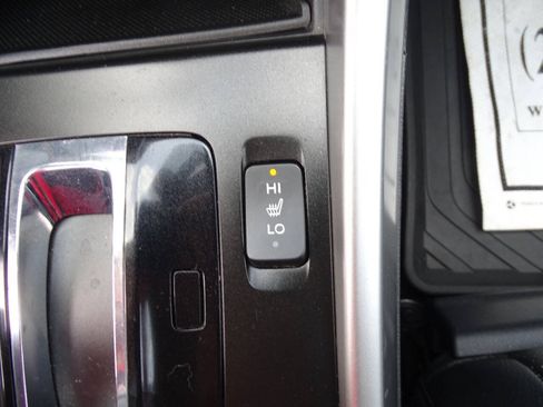 Used 2014 Honda Accord Touring image 32