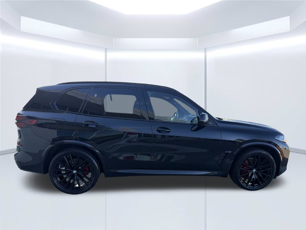 Used 2024 BMW X5 xDrive40i w/ M Sport Package AWD/4WD image 8