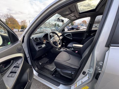 Used 2009 Toyota RAV4 Sport image 24