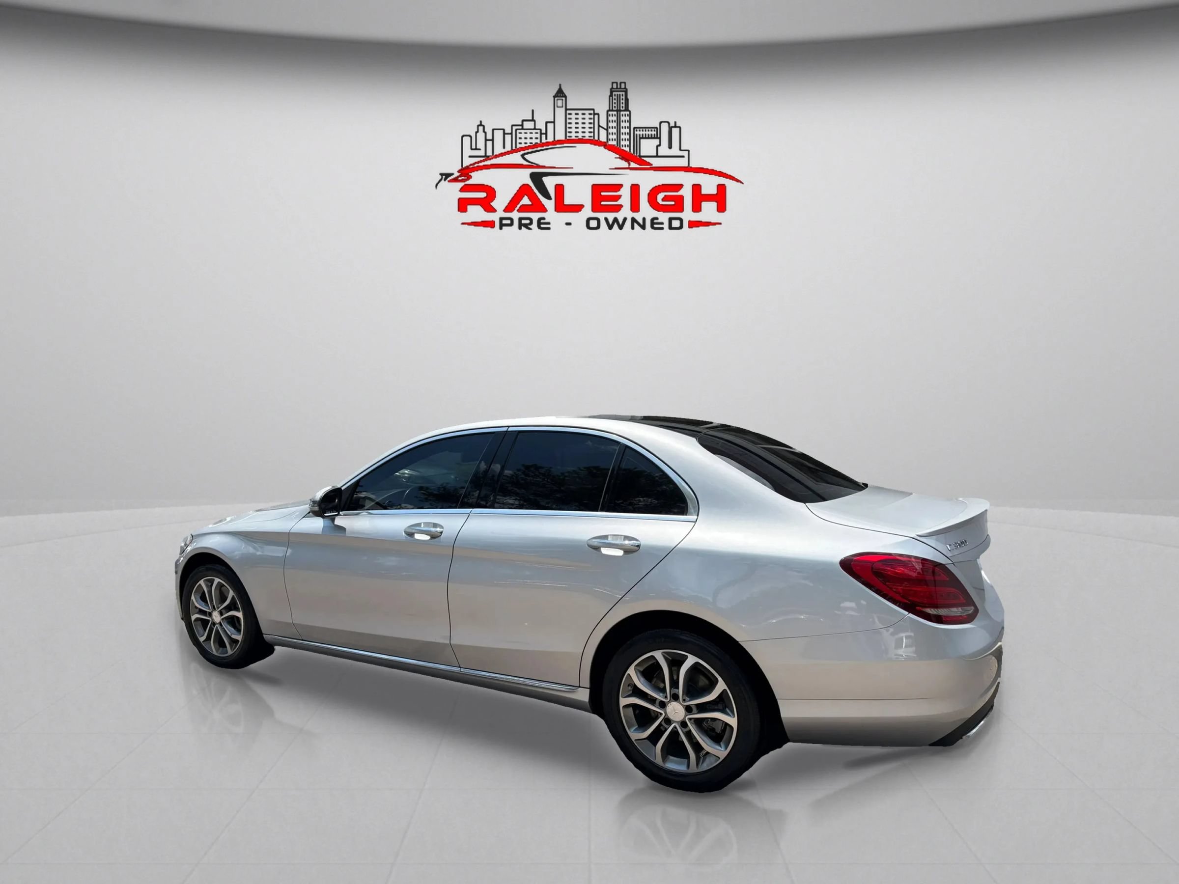 Used 2016 Mercedes-Benz C 300 4MATIC Sedan image 7