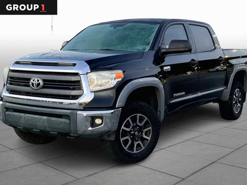 Used 2015 Toyota Tundra SR5 image 1