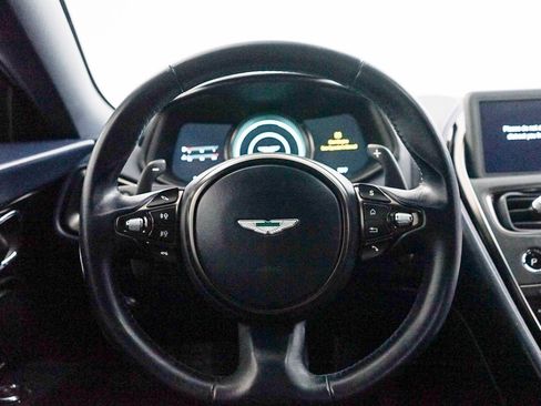 Used 2017 Aston Martin DB11 V12 image 18