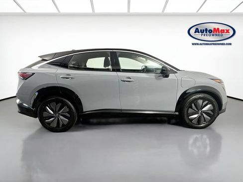 Used 2023 Nissan Ariya FWD image 9