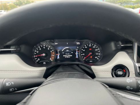 Used 2025 Jeep Compass Limited image 40