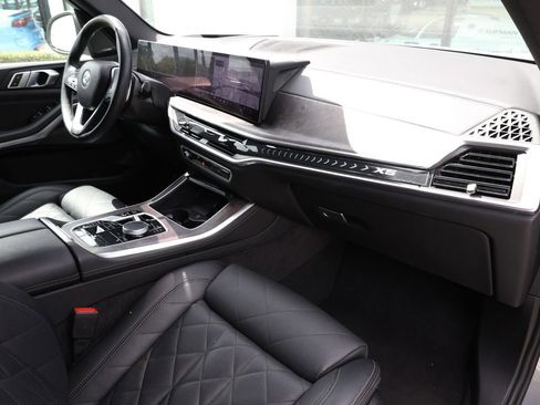 Used 2024 BMW X5 xDrive40i image 24