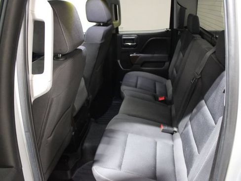 Used 2018 GMC Sierra 1500 SLE w/ SLE Value Package AWD/4WD image 18