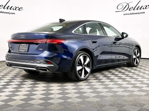 Used 2025 Audi A5 2.0T Premium Plus w/ Premium Plus AWD/4WD image 6