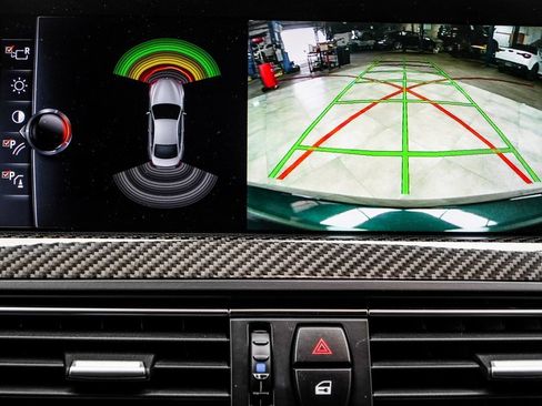 Used 2017 BMW M6 Coupe image 28