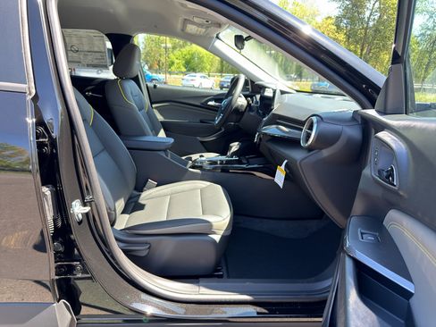 New 2026 Chevrolet Trax ACTIV FWD image 13