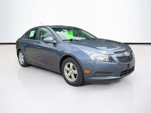 Used 2014 Chevrolet Cruze LT FWD image 3