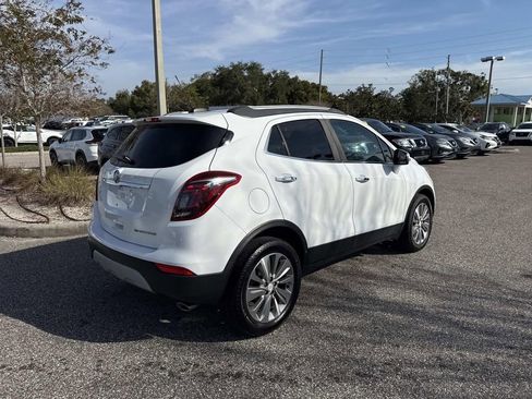Used 2019 Buick Encore Preferred image 4