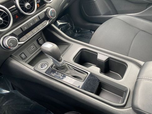 Used 2025 Nissan Sentra S image 41