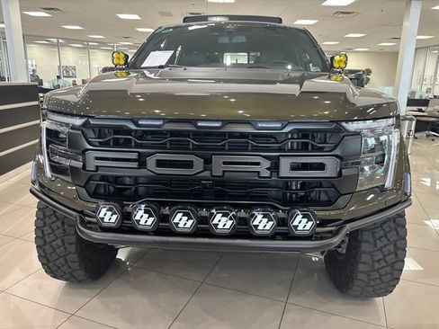 Used 2026 Ford F150 Raptor AWD/4WD image 16