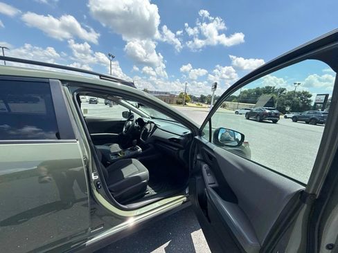 Certified 2026 Subaru Crosstrek 2.5i Premium AWD/4WD image 34