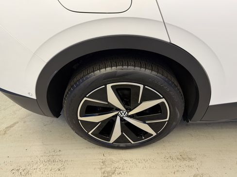 Used 2023 Volkswagen ID.4 Pro S AWD/4WD image 8