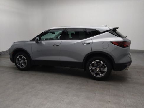 Used 2023 Chevrolet Blazer LT FWD image 3