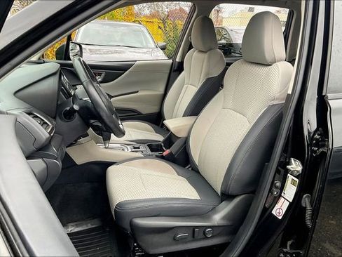 Used 2019 Subaru Forester Premium image 25