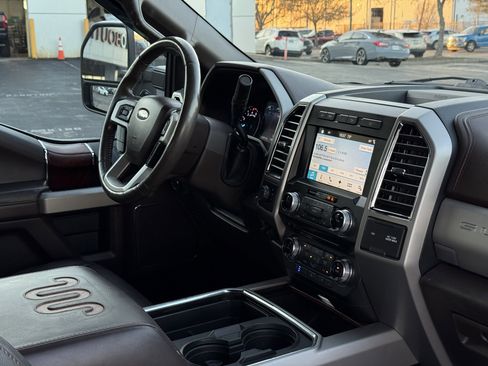 Used 2017 Ford F250 King Ranch w/ King Ranch Ultimate Package image 14