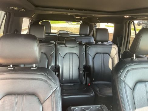 Used 2021 Ford Expedition Max Limited AWD/4WD image 25