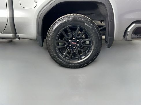 Used 2023 GMC Sierra 1500 Elevation w/ Preferred Package image 31