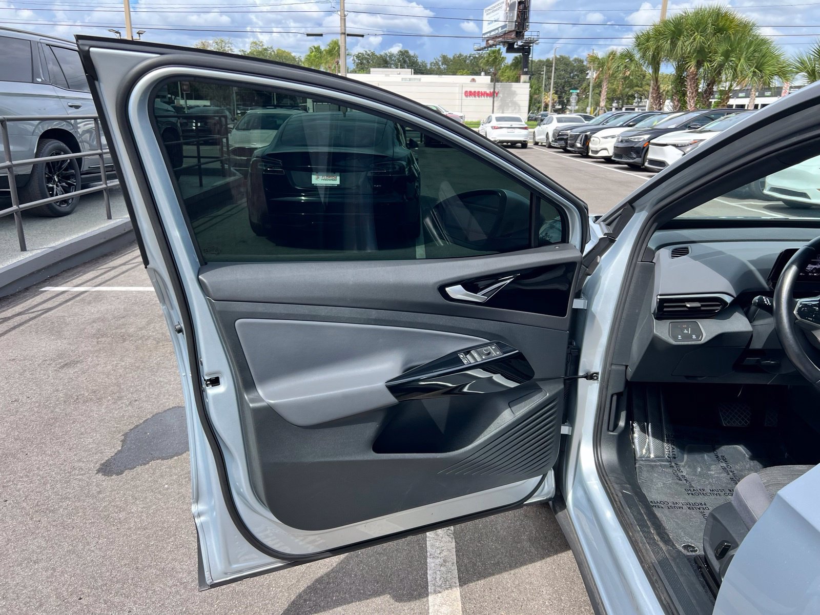 Used 2022 Volkswagen ID.4 Pro RWD image 23