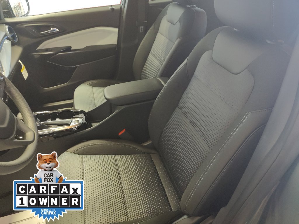 Used 2025 Chevrolet Trax LT FWD image 12